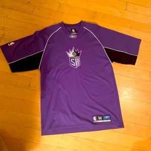 Size Medium Sacramento Kings Jersey